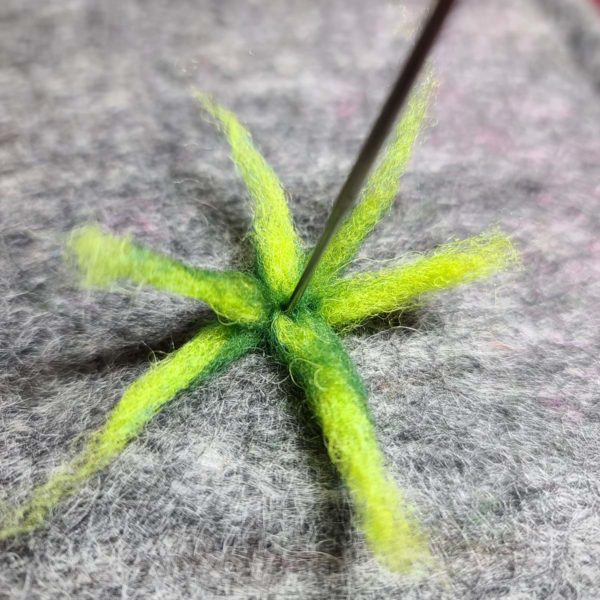 Shop Lichendia Felting - Needle felting small plants