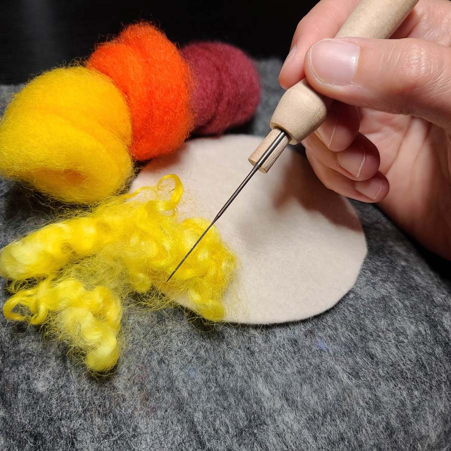 Sundrop-needle-felting-lesson-beginner (2) Happy Heart Pop Art needle felting kit, wall hanging